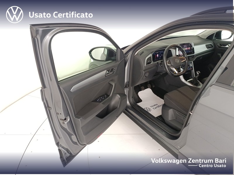 Volkswagen T-Roc 1.0 tsi life 110cv - 11