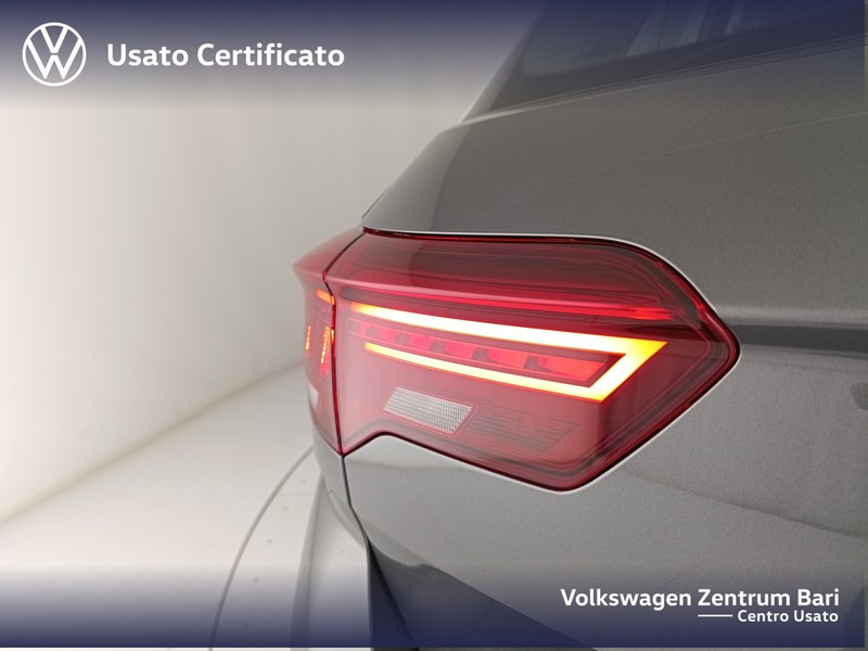 Volkswagen T-Roc 1.0 tsi life 110cv - 17