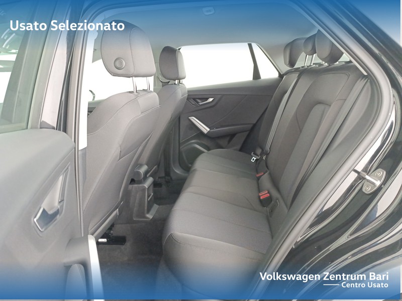 Audi Q2 30 2.0 tdi business - 17