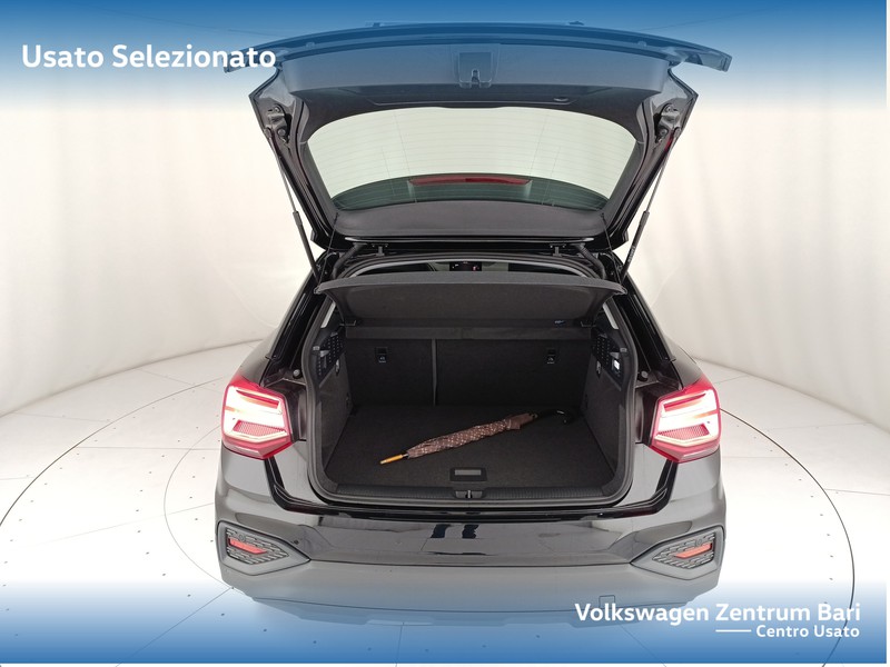 Audi Q2 30 2.0 tdi business - 20