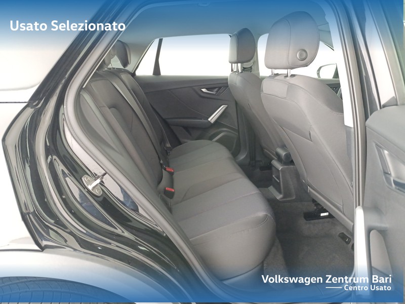 Audi Q2 30 2.0 tdi business - 21