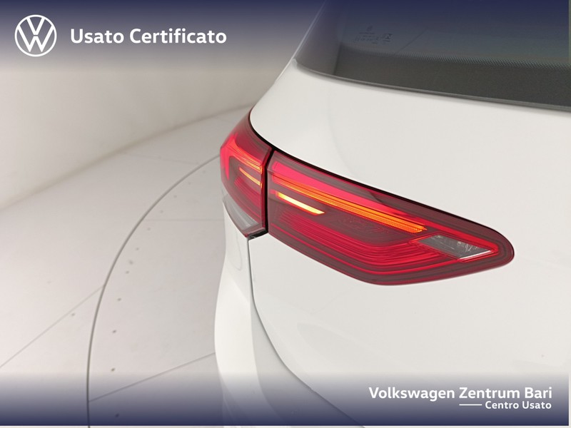 Volkswagen Golf 2.0 tdi life 115cv - 19