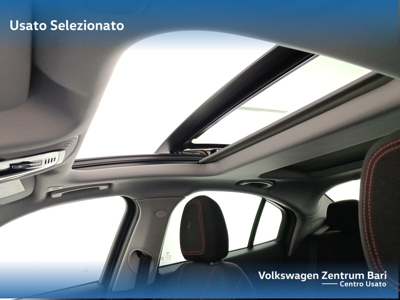 Alfa Romeo Giulia 2.2 t sprint 160cv auto - 17