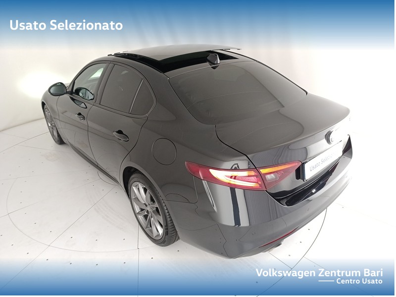 Alfa Romeo Giulia 2.2 t sprint 160cv auto - 19