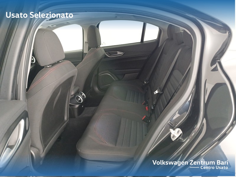 Alfa Romeo Giulia 2.2 t sprint 160cv auto - 20