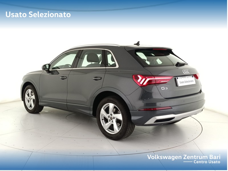 Audi Q3 35 2.0 tdi business advanced s-tronic - 8