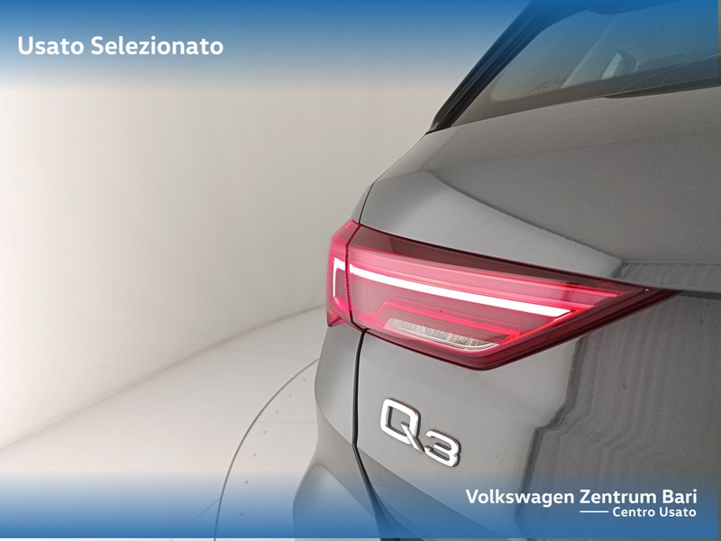 Audi Q3 35 2.0 tdi business advanced s-tronic - 18