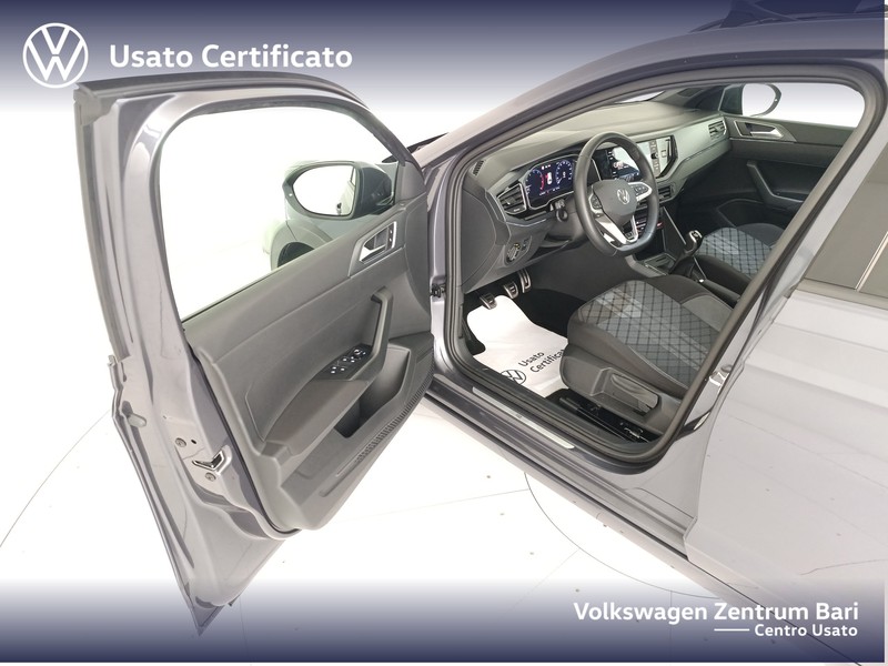 Volkswagen Taigo 1.0 tsi r-line 115cv - 12