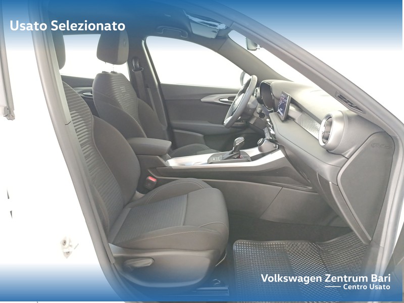 Alfa Romeo Tonale 1.6 super 130cv tct6 - 23