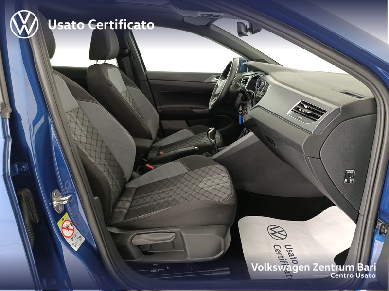 Volkswagen Taigo 1.0 tsi r-line 110cv - 23