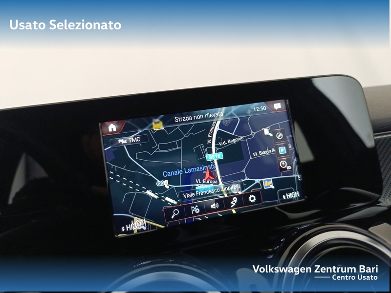 Mercedes GLB 200 d premium 4matic auto - 12