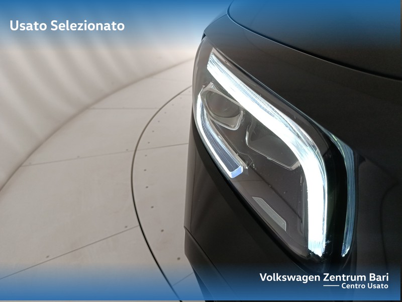 Mercedes GLB 200 d premium 4matic auto - 24