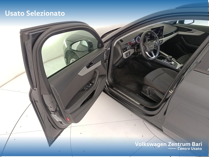 Audi A4 avant 35 2.0 tdi mhev 163cv s-tronic - 12