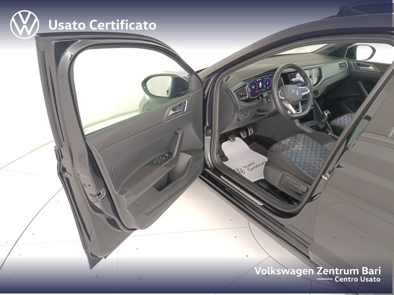 Volkswagen Taigo 1.0 tsi r-line 115cv - 11