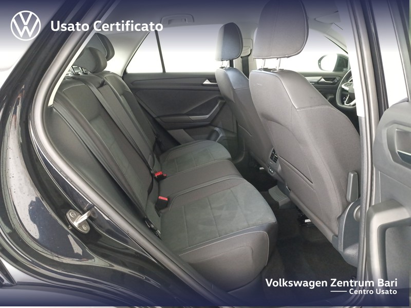 Volkswagen T-Roc 1.5 tsi style dsg - 22