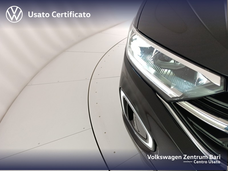 Volkswagen T-Roc 1.5 tsi style dsg - 24