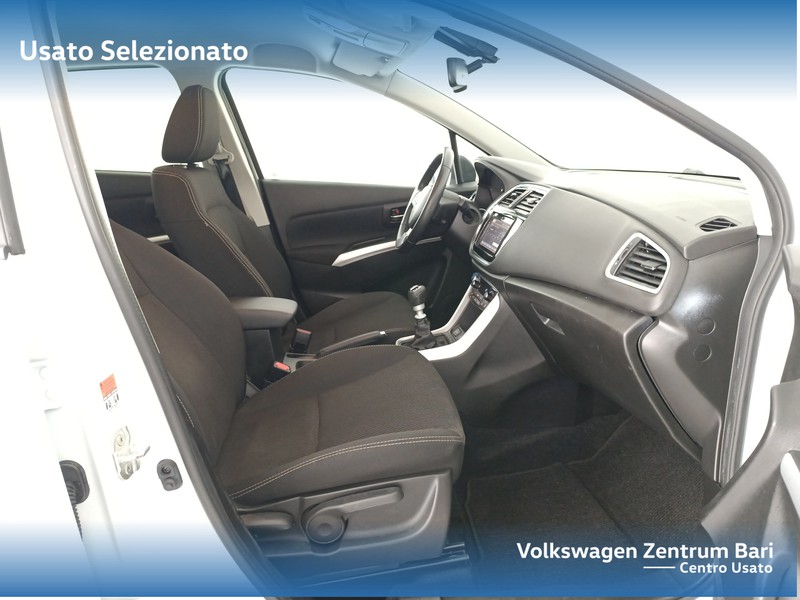 Suzuki S-Cross 1.4h easy 2wd - 23