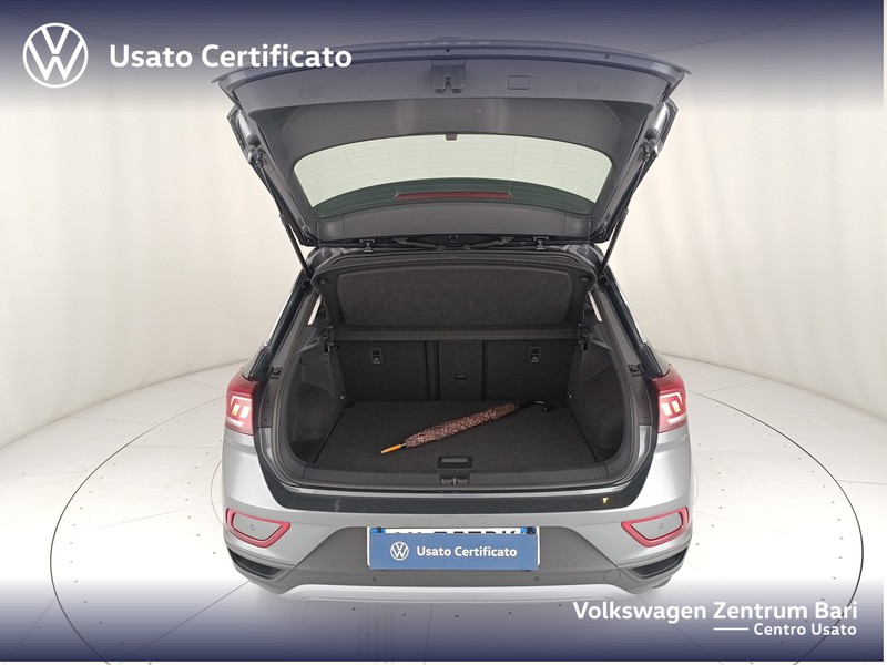 Volkswagen T-Roc 1.5 tsi life dsg - 22