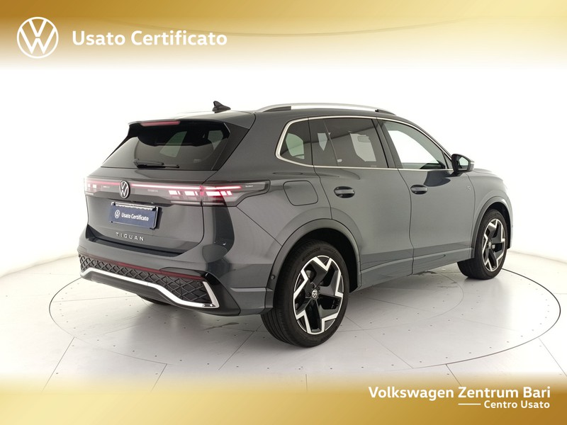 Volkswagen Tiguan 2.0 tdi r-line 150cv dsg - 6