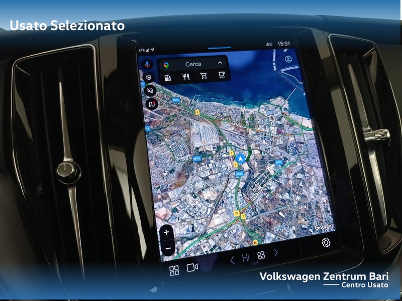 Volvo XC60 2.0 b4 momentum awd auto - 10