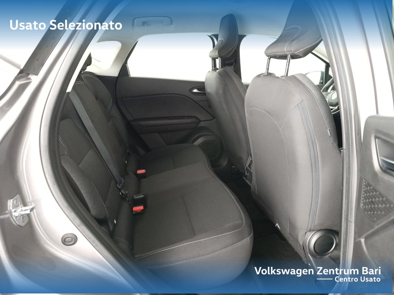 Renault Captur 1.5 blue dci business 115cv edc - 18