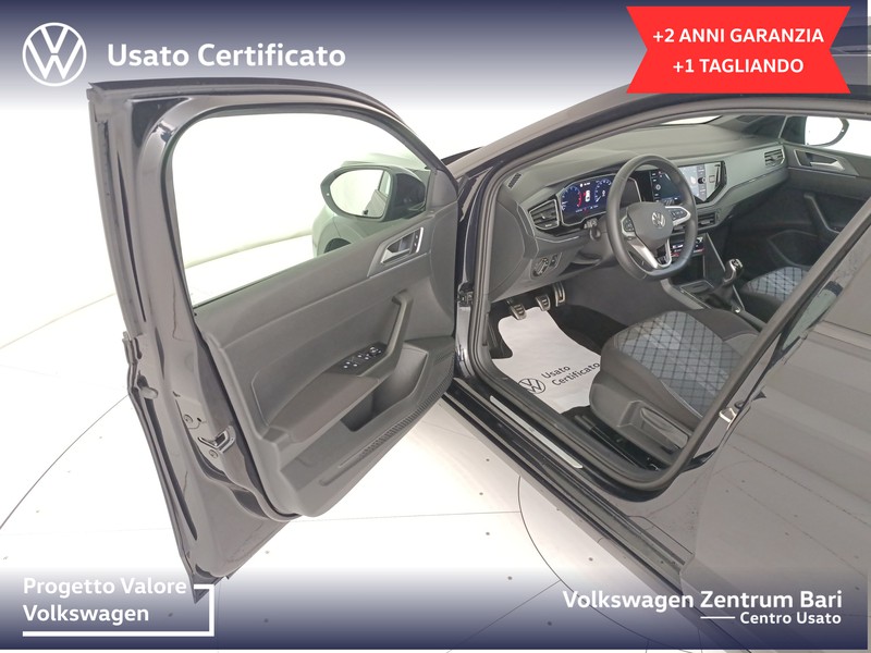 Volkswagen Taigo 1.0 tsi r-line 115cv - 11
