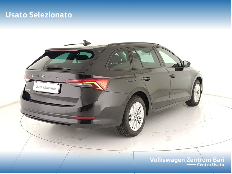 Skoda Octavia wagon 2.0 tdi evo ambition 115cv dsg - 6