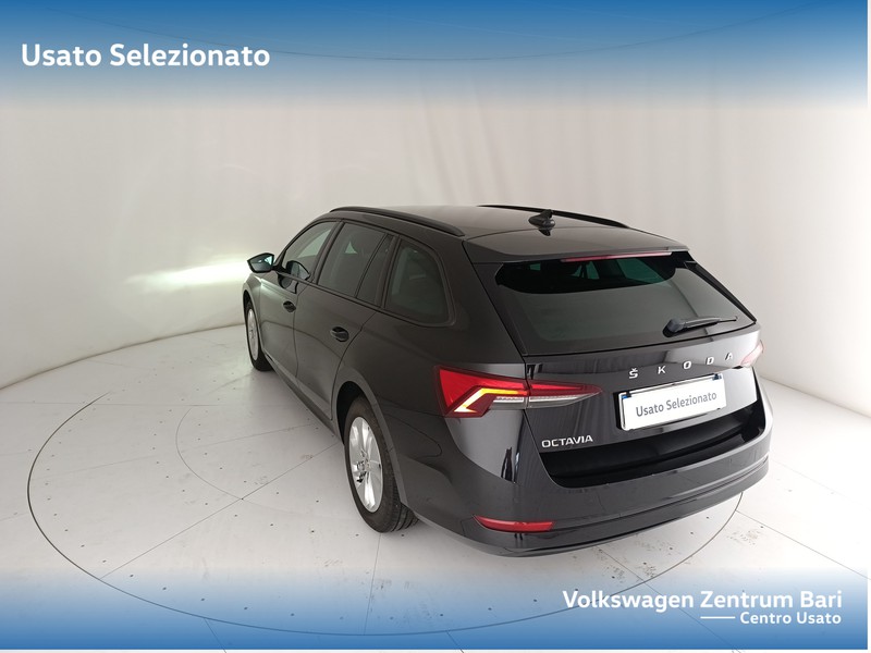 Skoda Octavia wagon 2.0 tdi evo ambition 115cv dsg - 16
