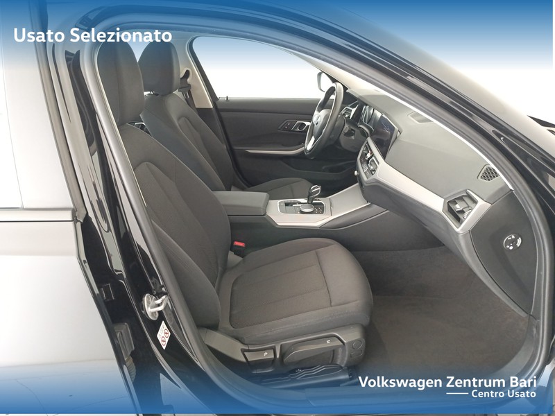 BMW Serie 3 318d mhev 48v business advantage auto - 18