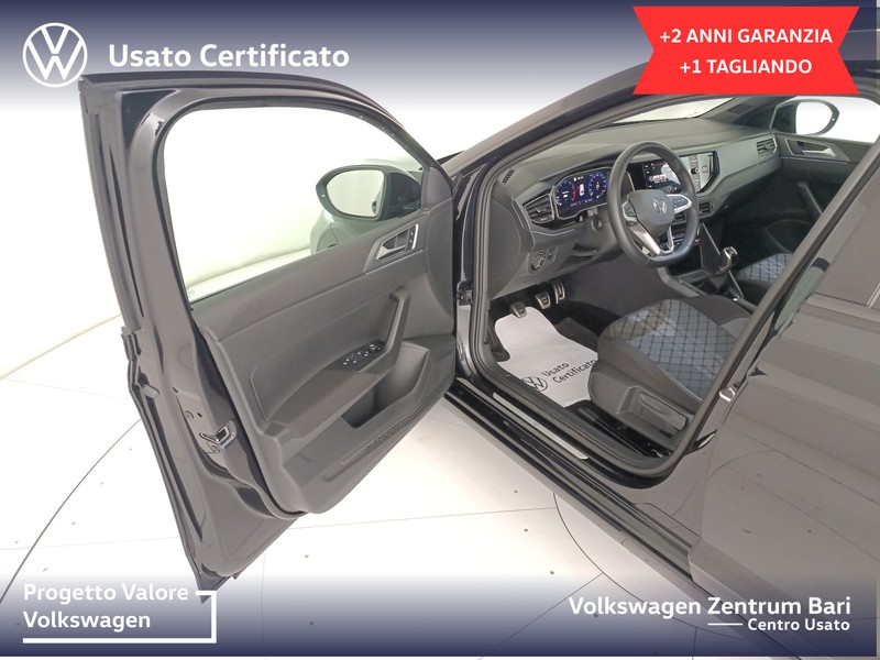 Volkswagen Taigo 1.0 tsi r-line 115cv - 11