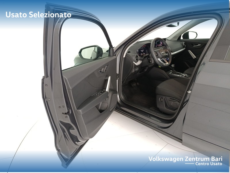 Audi Q2 30 2.0 tdi s-tronic - 12