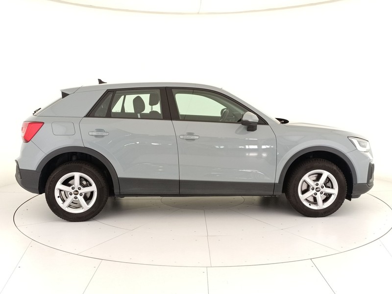 Audi Q2 35 2.0 tdi s-tronic - 5