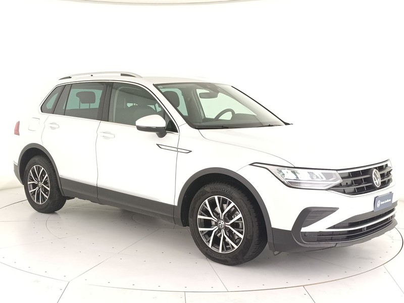 Volkswagen Tiguan 2.0 tdi life 122cv - 3