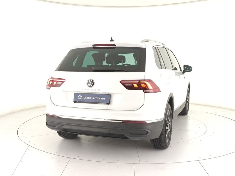 Volkswagen Tiguan 2.0 tdi life 122cv - 4