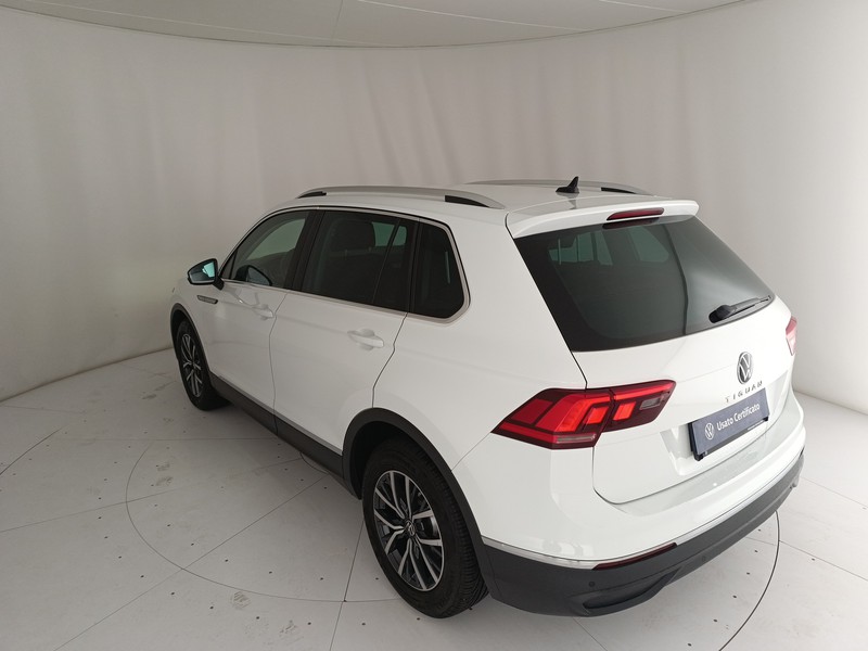 Volkswagen Tiguan 2.0 tdi life 122cv - 12