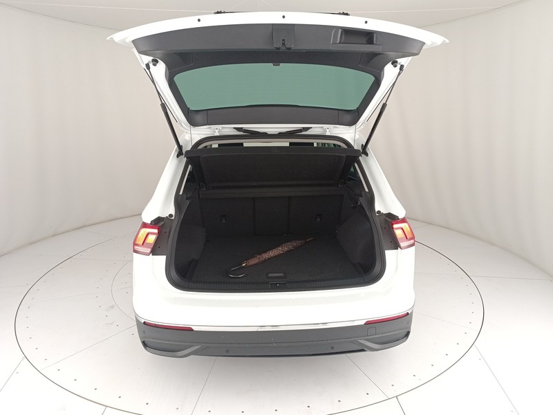 Volkswagen Tiguan 2.0 tdi life 122cv - 17