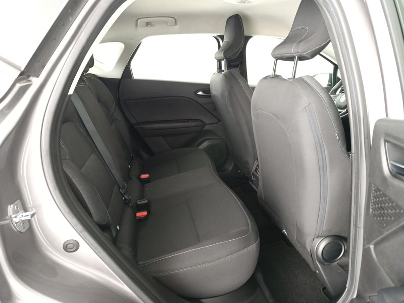 Renault Captur 1.5 blue dci business 115cv edc - 18