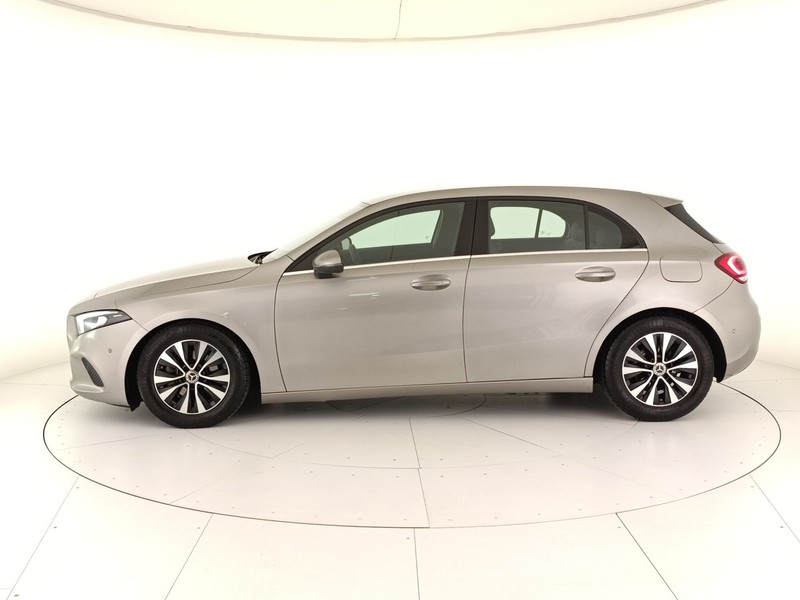Mercedes Classe A 180 d business extra auto - 8