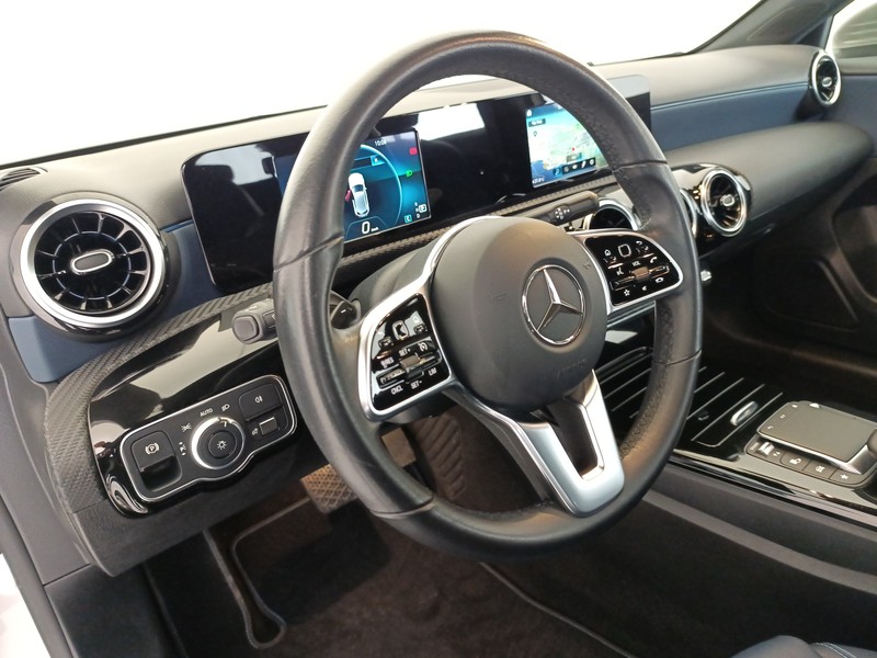Mercedes Classe A 180 d business extra auto - 15