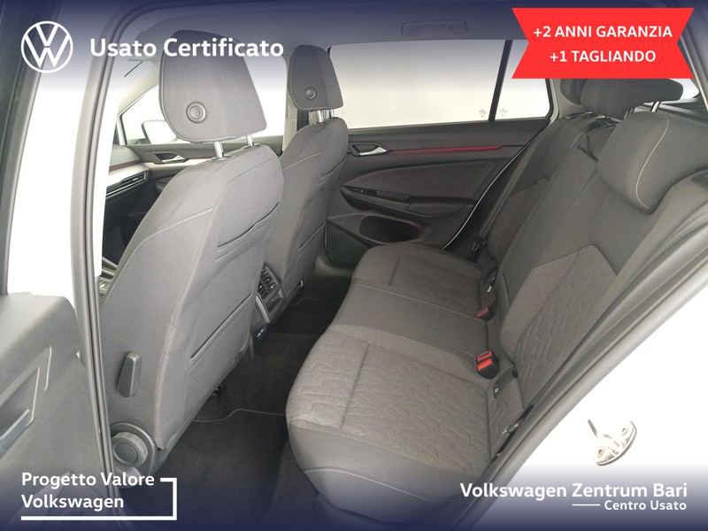 Volkswagen Golf variant 1.5 etsi life 115cv dsg - 16