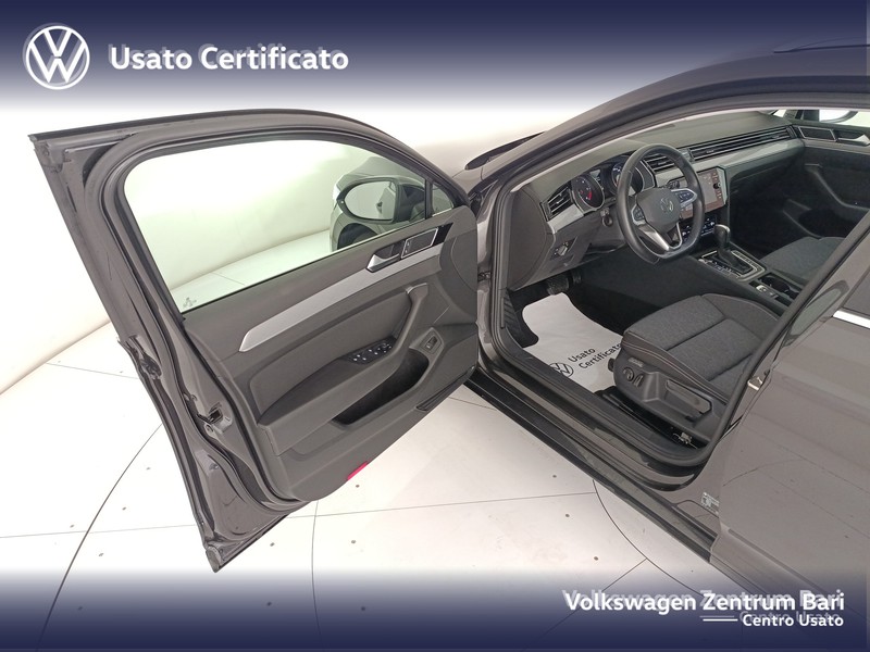 Volkswagen Passat variant 2.0 tdi business 150cv dsg - 12