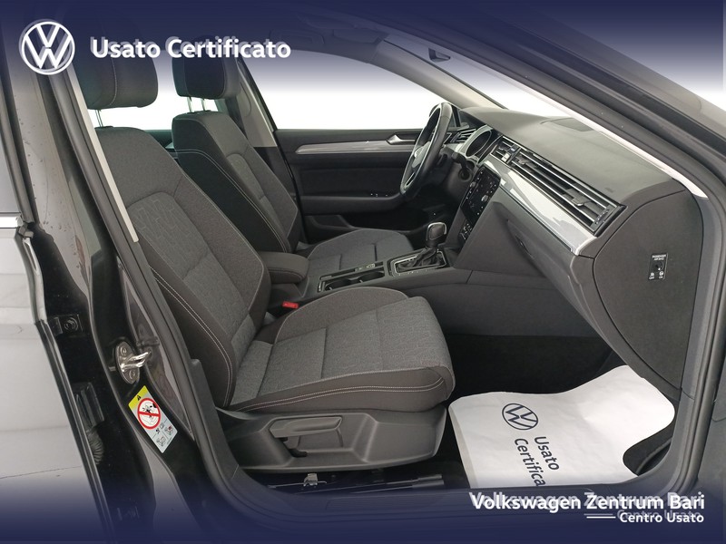Volkswagen Passat variant 2.0 tdi business 150cv dsg - 21