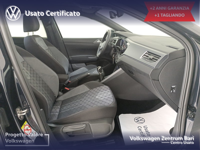 Volkswagen Taigo 1.0 tsi r-line 115cv - 23