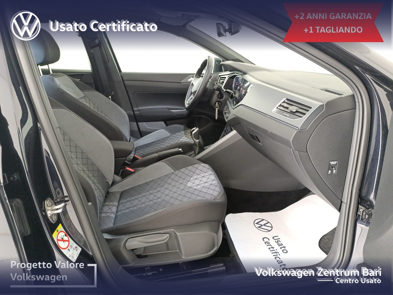 Volkswagen Taigo 1.0 tsi r-line 115cv - 23