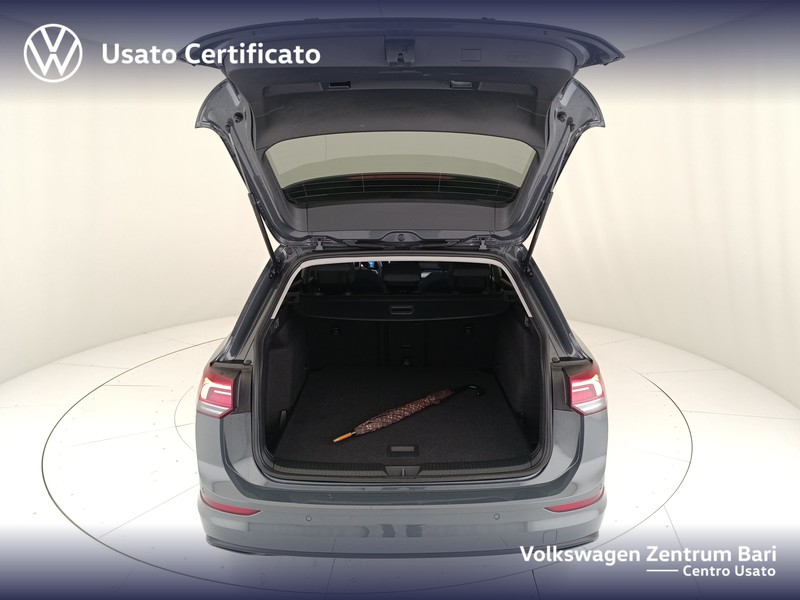 Volkswagen Golf variant 1.0 etsi evo life 110cv dsg - 21