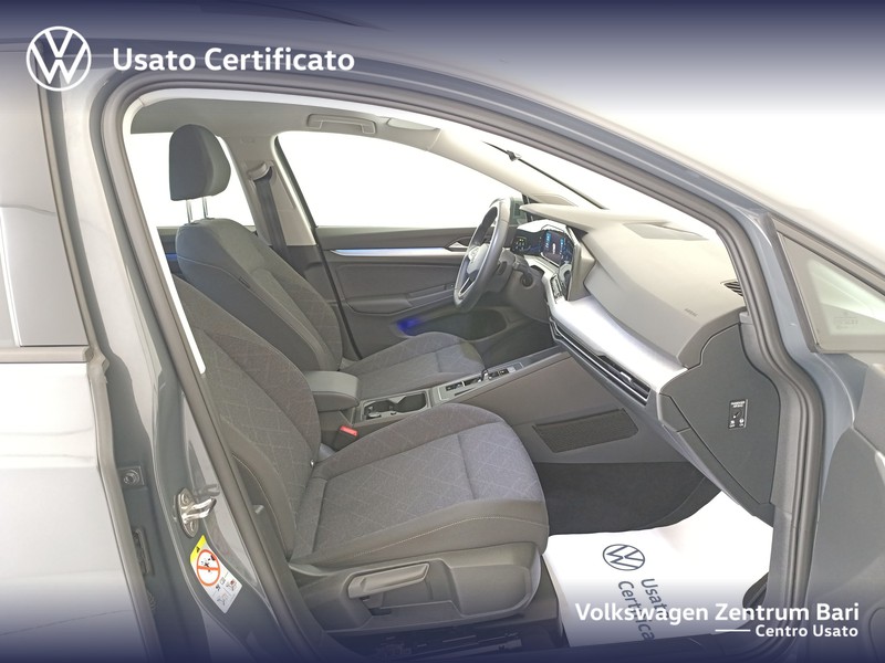 Volkswagen Golf variant 1.0 etsi evo life 110cv dsg - 23