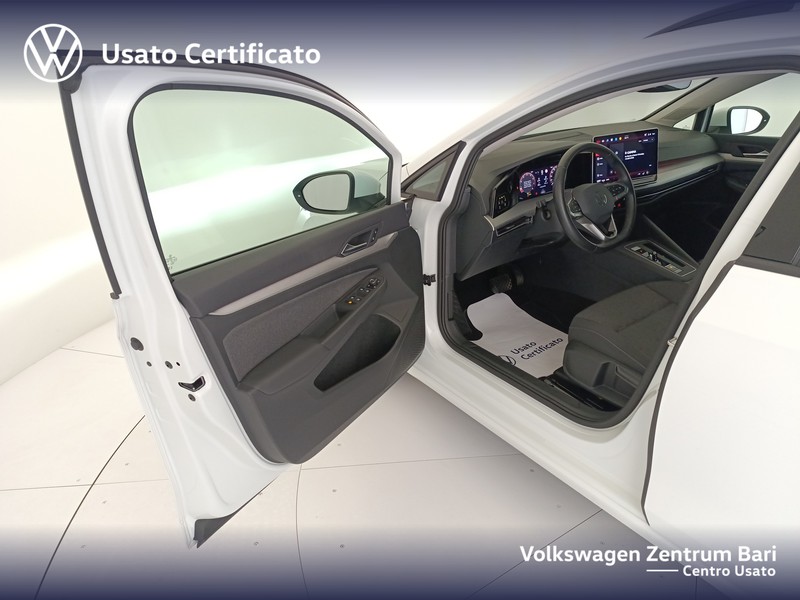 Volkswagen Golf variant 1.5 etsi life 115cv dsg - 12