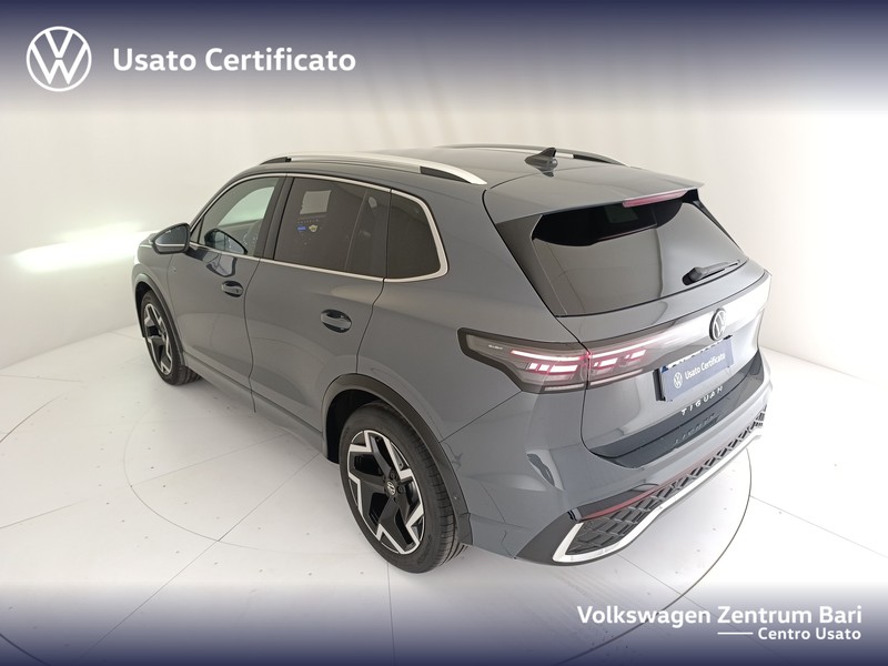 Volkswagen Tiguan 2.0 tdi r-line 150cv dsg - 18