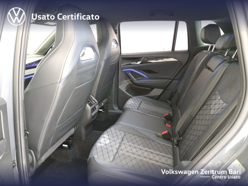 Volkswagen Tiguan 2.0 tdi r-line 150cv dsg - 19