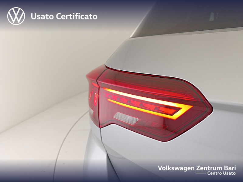 Volkswagen T-Roc 1.0 tsi r-line 110cv - 20